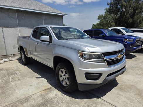 Used 2016 Chevrolet Colorado W/T w/ WT Convenience Package image 3