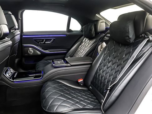 New 2026 Mercedes-Benz S 580 4MATIC Sedan image 8