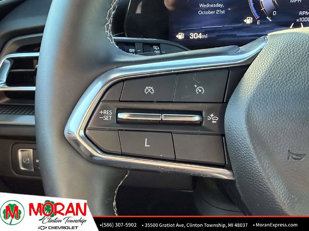 Used 2024 Chevrolet Traverse LT w/ LPO, Floor Liner Package FWD image 28