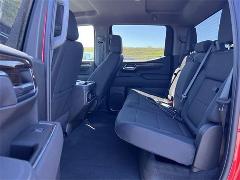 New 2026 GMC Sierra 1500 Elevation w/ LPO, Elevation Black Package image 25