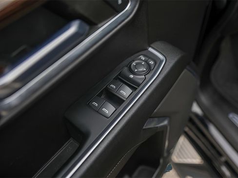 Used 2023 GMC Sierra 1500 Elevation image 31