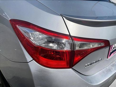Used 2014 Toyota Corolla S FWD image 28