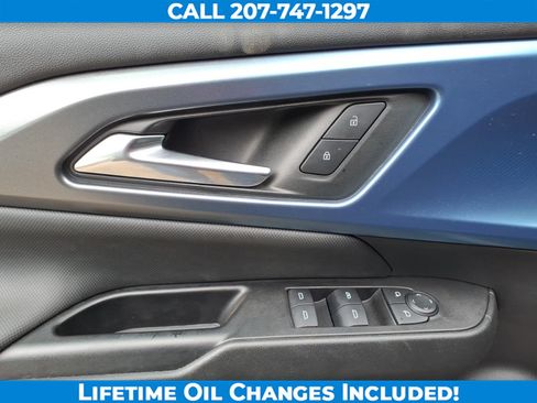 Used 2025 Chevrolet Equinox EV LT w/ Convenience Package FWD image 13