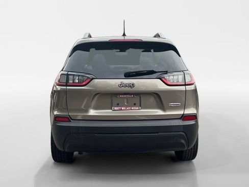 Used 2021 Jeep Cherokee Latitude image 3