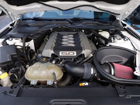 Used 2017 Ford Mustang GT Premium RWD image 14