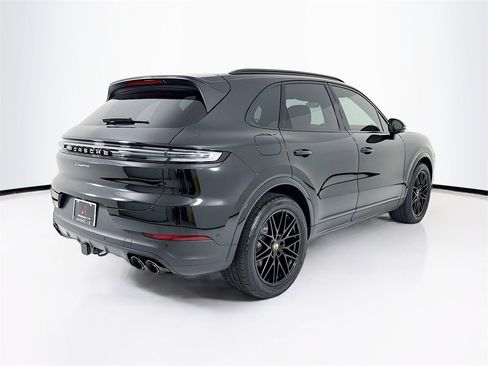 New 2026 Porsche Cayenne image 9