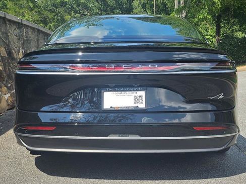 Used 2024 Lucid Air Pure RWD image 7