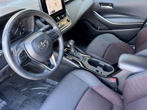Used 2023 Toyota Corolla SE w/ SE Premium Package FWD image 11