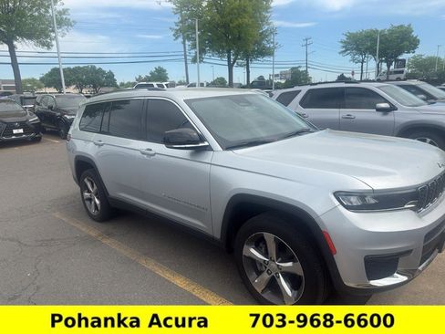 Used 2021 Jeep Grand Cherokee L Limited image 3