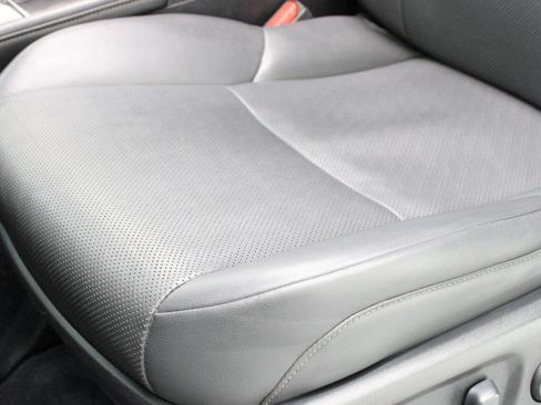 Used 2014 Lexus GX 460 image 35