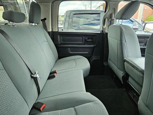 Used 2015 RAM 1500 Express AWD/4WD image 9