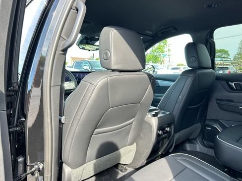 New 2026 Buick Enclave Preferred w/ Power Package FWD image 19