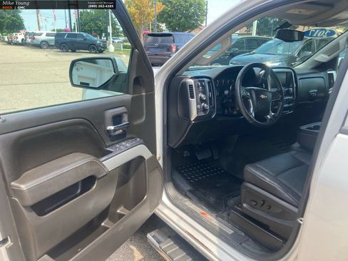 Used 2017 Chevrolet Silverado 1500 LT w/ All Star Edition AWD/4WD image 19