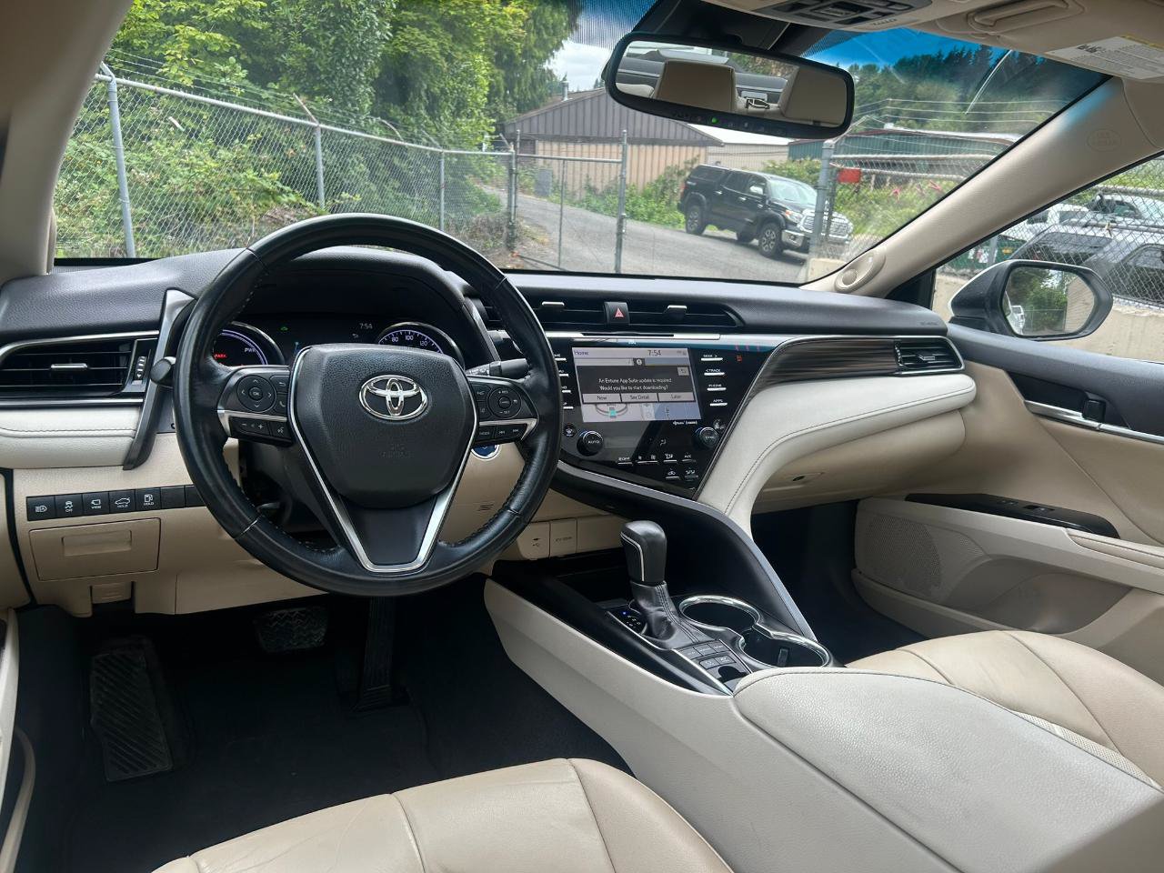 Used 2019 Toyota Camry XLE w/ Driver Assist Package FWD image 17