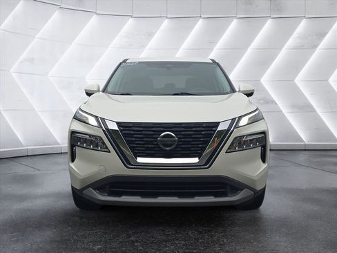 Used 2021 Nissan Rogue SV FWD image 8