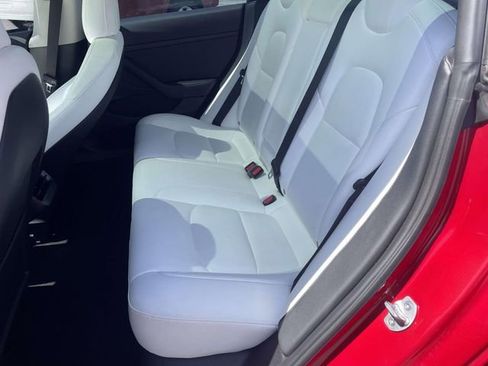Used 2022 Tesla Model 3 Long Range AWD/4WD image 19