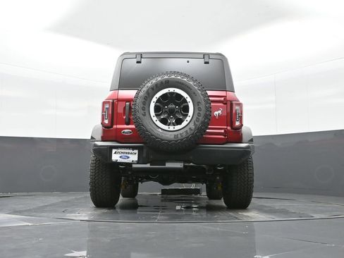 New 2025 Ford Bronco Badlands w/ Sasquatch Package image 24