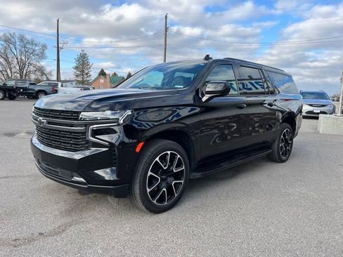 Used 2021 Chevrolet Suburban RST w/ Rear Media and Nav Package image 5