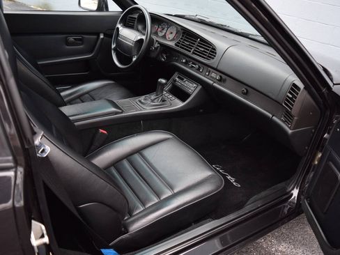 Used 1988 Porsche 944 Turbo RWD image 61