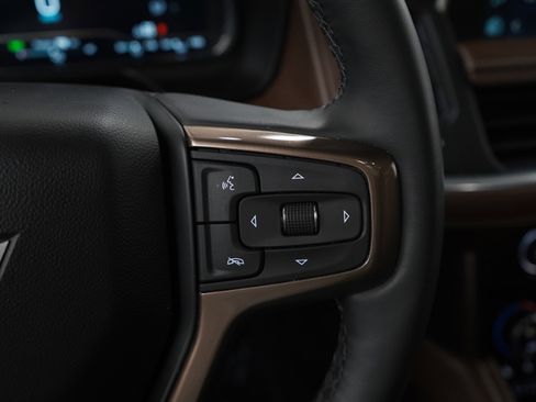 Used 2024 Chevrolet Suburban High Country w/ Premium Package image 24