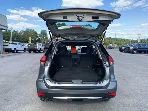Used 2018 Nissan Rogue S image 28