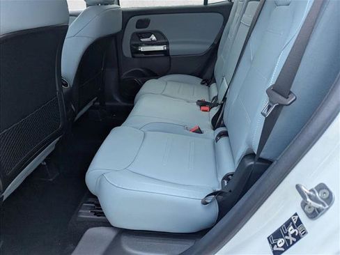 New 2026 Mercedes-Benz GLB 250 image 14