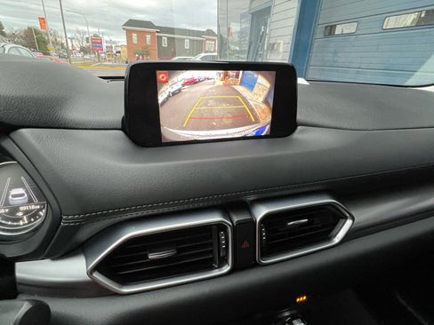 Used 2018 MAZDA CX-5 Touring w/ Preferred Equipment Package image 38