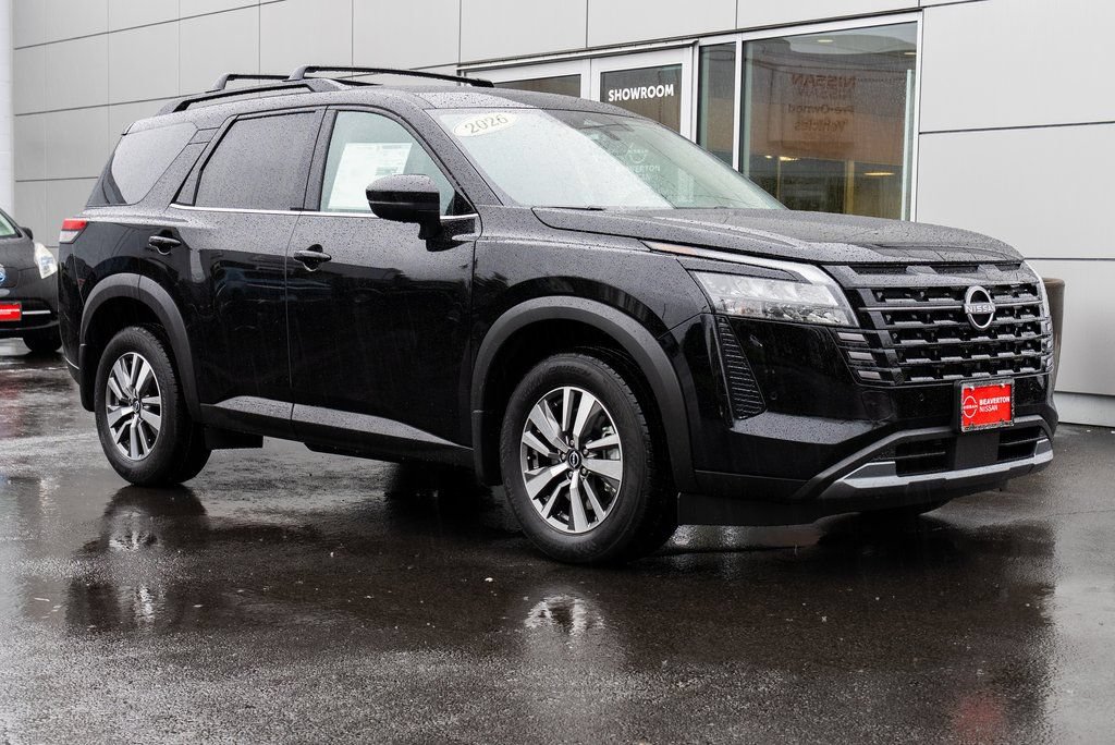 New 2026 Nissan Pathfinder SL AWD/4WD image 1