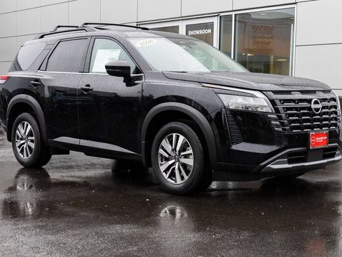 New 2026 Nissan Pathfinder SL AWD/4WD image 1