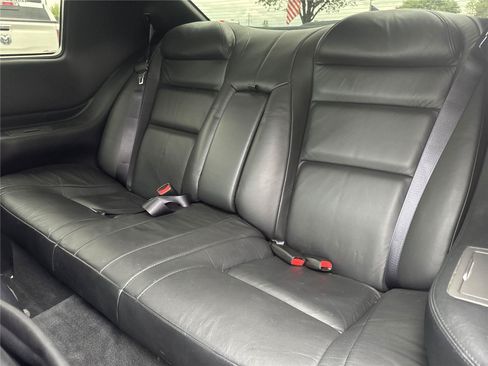 Used 1999 Cadillac Eldorado w/ Comfort/Convenience Pkg FWD image 31