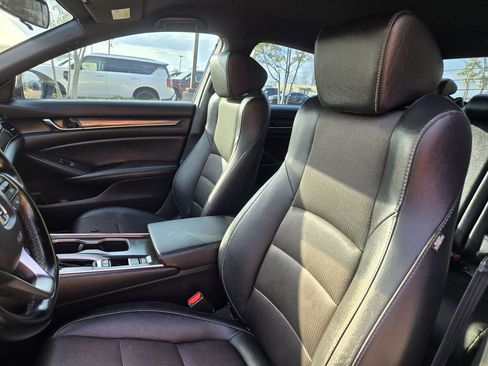 Used 2020 Honda Accord Sport image 8