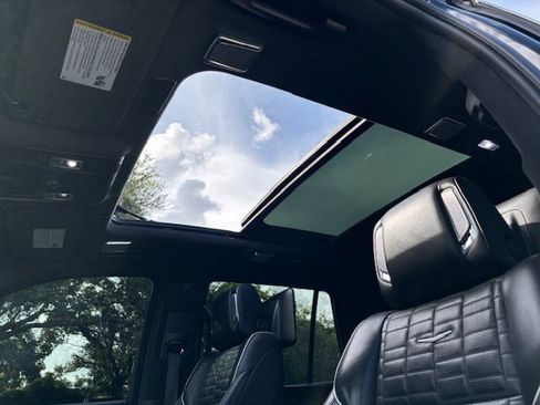 Used 2021 Cadillac Escalade Sport Platinum AWD/4WD image 16