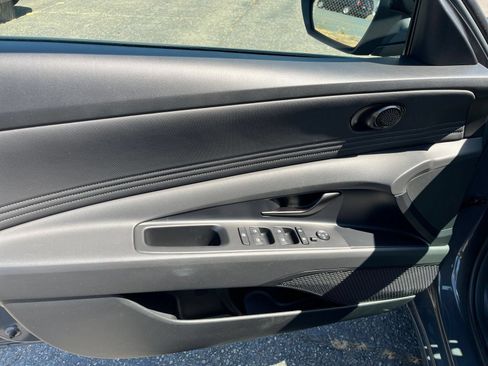 Used 2026 Hyundai Elantra Sport FWD image 15