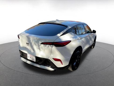 Used 2025 Buick Envista Sport Touring image 12