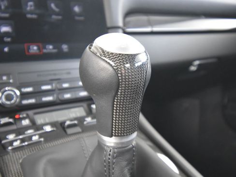Certified 2025 Porsche 718 Cayman RWD image 30