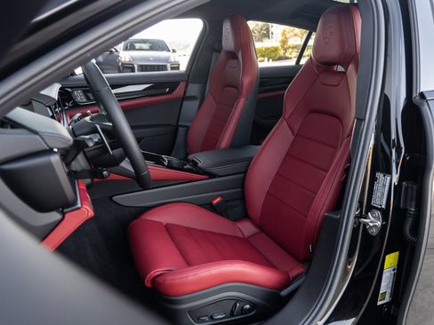 Certified 2026 Porsche Panamera 4 AWD/4WD image 5