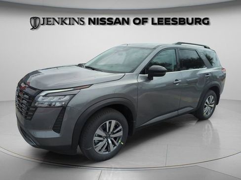 New 2026 Nissan Pathfinder SL FWD image 14