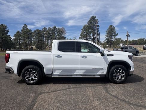 New 2026 GMC Sierra 1500 SLT w/ SLT Premium Plus Package AWD/4WD image 7