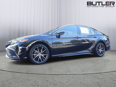 Used 2023 Toyota Camry SE