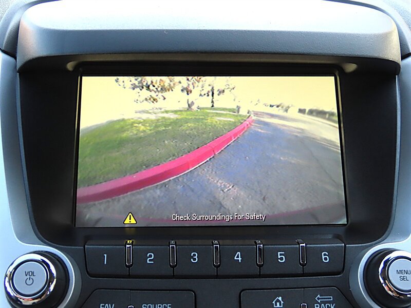 Used 2013 Chevrolet Equinox LT w/ Driver Convenience Package FWD image 16