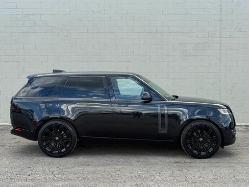 Used 2024 Land Rover Range Rover Autobiography AWD/4WD image 12