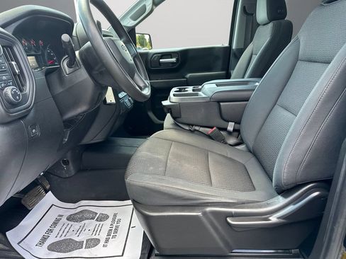 Used 2020 Chevrolet Silverado 1500 Custom Trail Boss w/ Custom Convenience Package AWD/4WD image 12