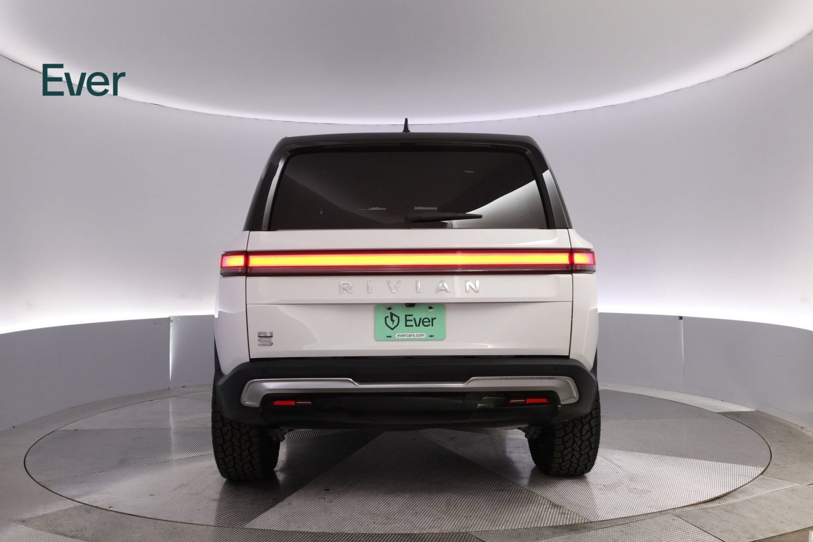 Used 2023 Rivian R1S Adventure Dual AWD/4WD image 15