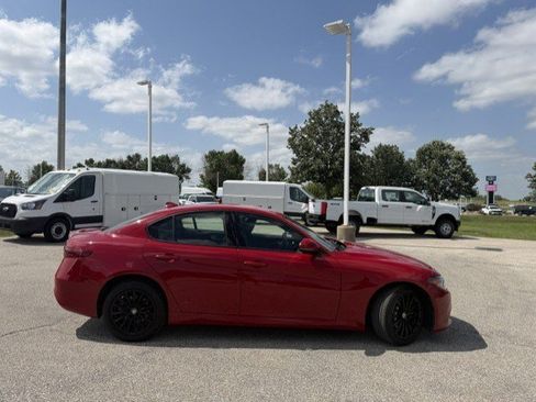 Used 2022 Alfa Romeo Giulia Sprint AWD/4WD image 26