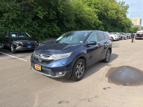 Used 2018 Honda CR-V EX image 4