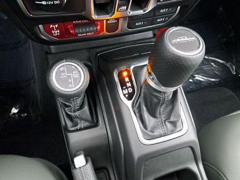 New 2026 Jeep Gladiator Mojave image 23