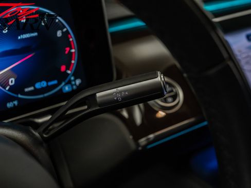 Used 2022 Mercedes-Benz S 500 4MATIC w/ 3D Technology Package image 35