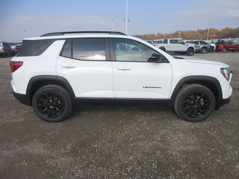 New 2026 GMC Terrain Elevation w/ Elevation Premium Package image 3