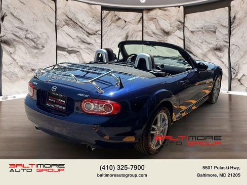 Used 2009 MAZDA MX-5 Miata Sport RWD image 17