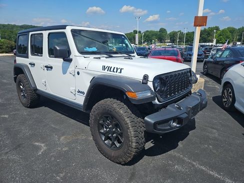 Certified 2025 Jeep Wrangler Unlimited Sport S 4xe AWD/4WD image 1